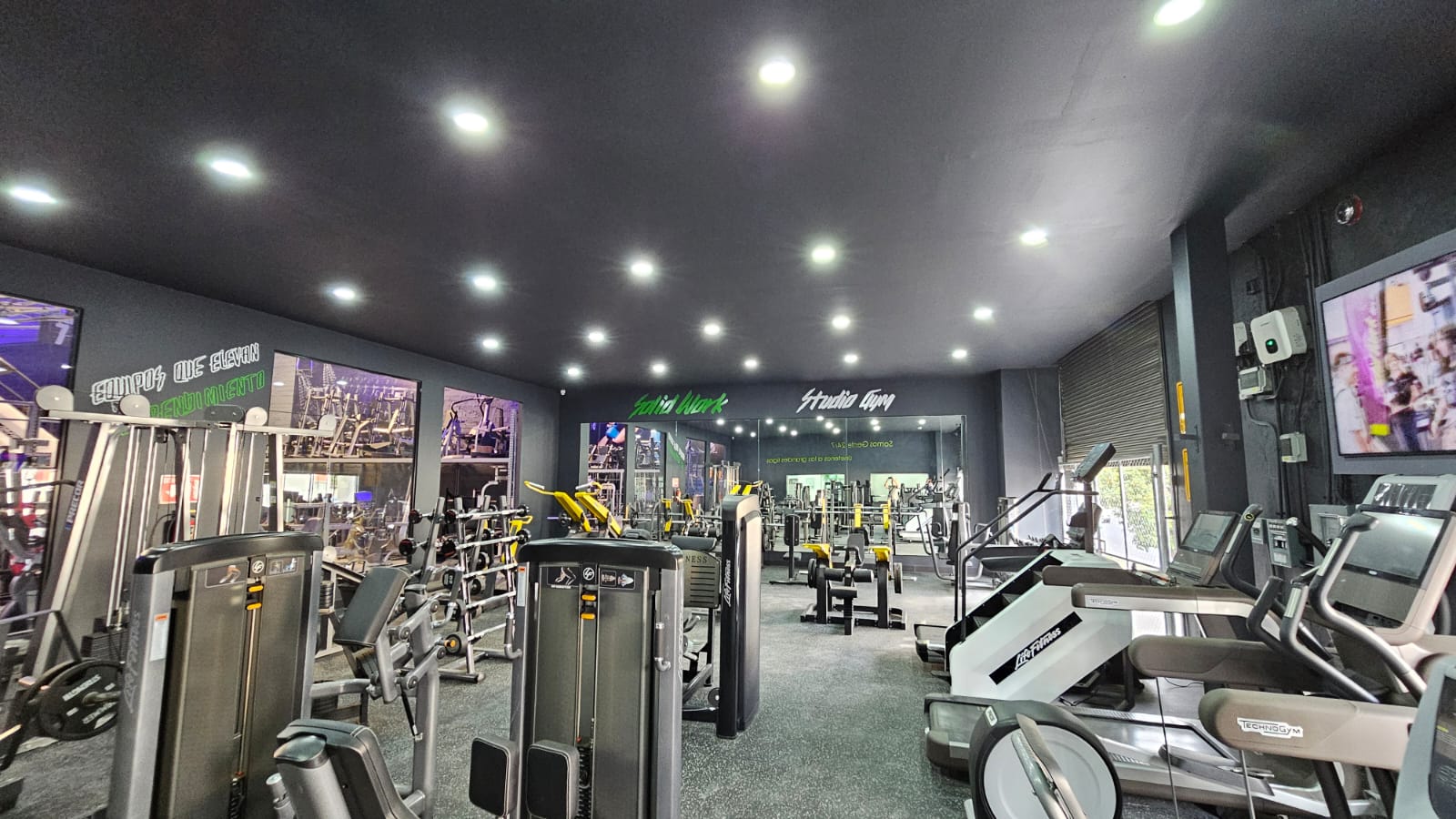 Equipo de gimnasio Solid Work
