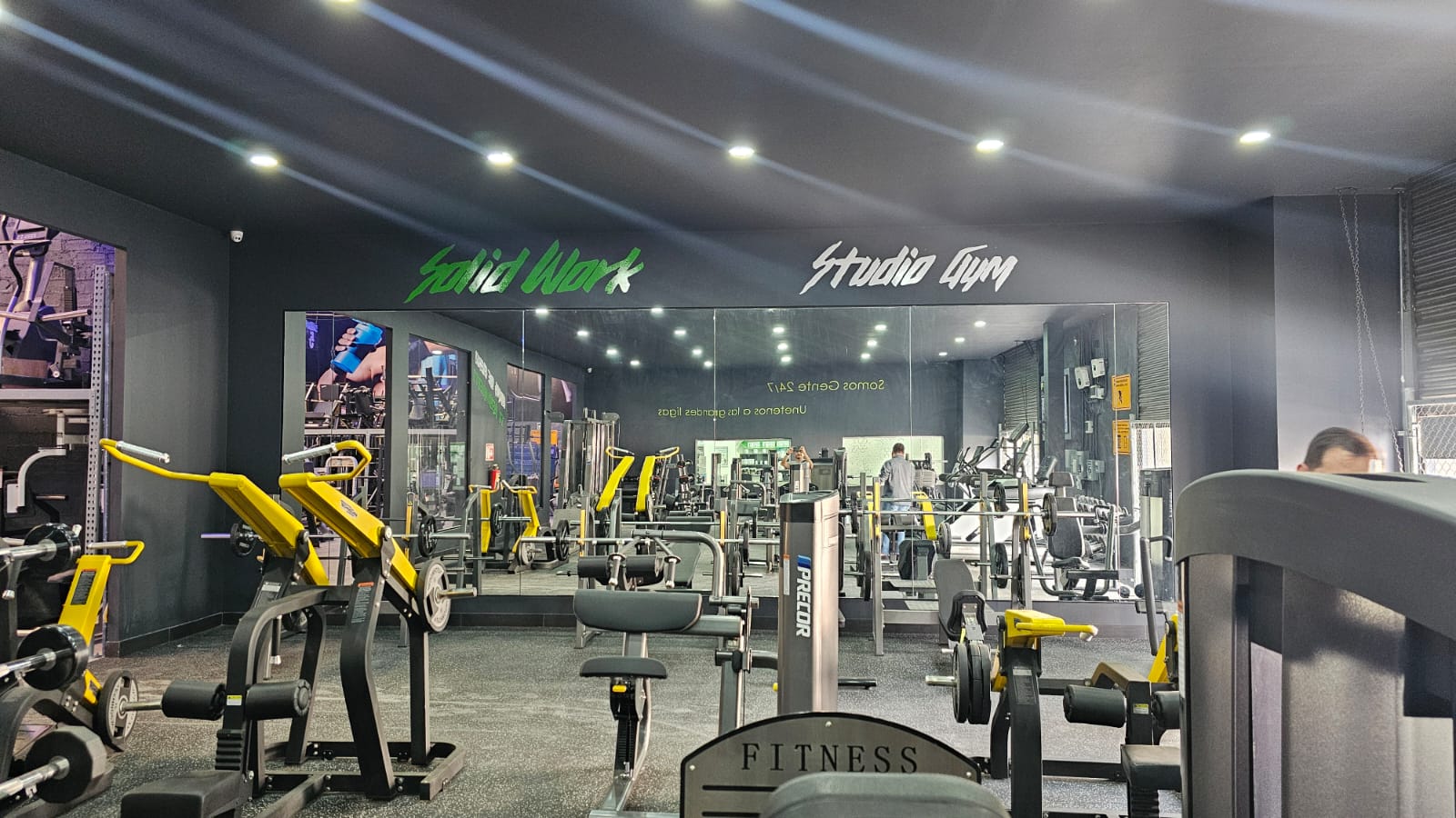 Showroom Solid Work